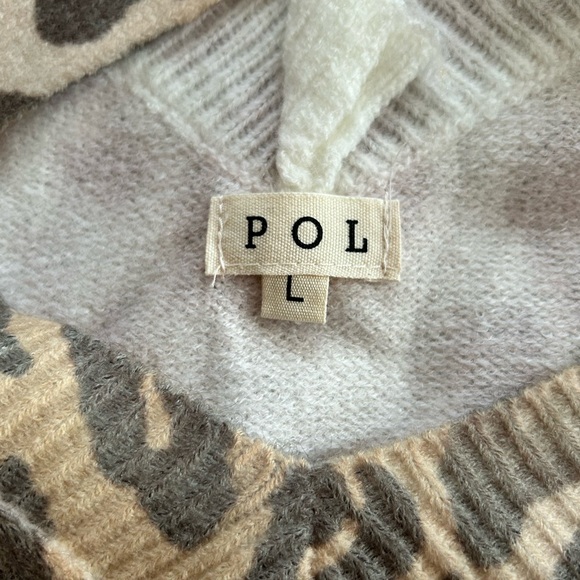 POL Leopard-Animal Print oversized V-Neck Sweater in Beige and Gray large NWOT - Picture 4 of 7